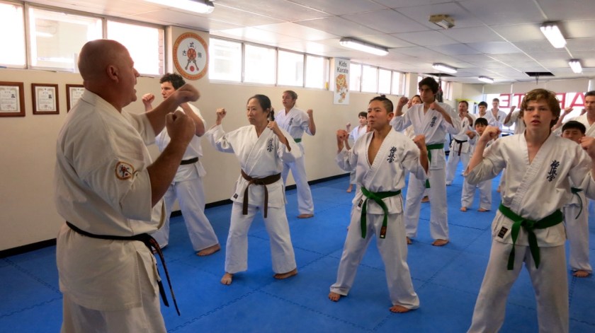 Shihan Rick Cunningham leads the grading.